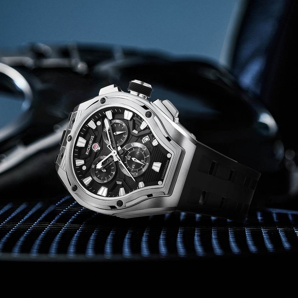 The Aviator Chrono – Silver/Black – Racing Style with Unique Crystal - RICHURUS WATCHES
