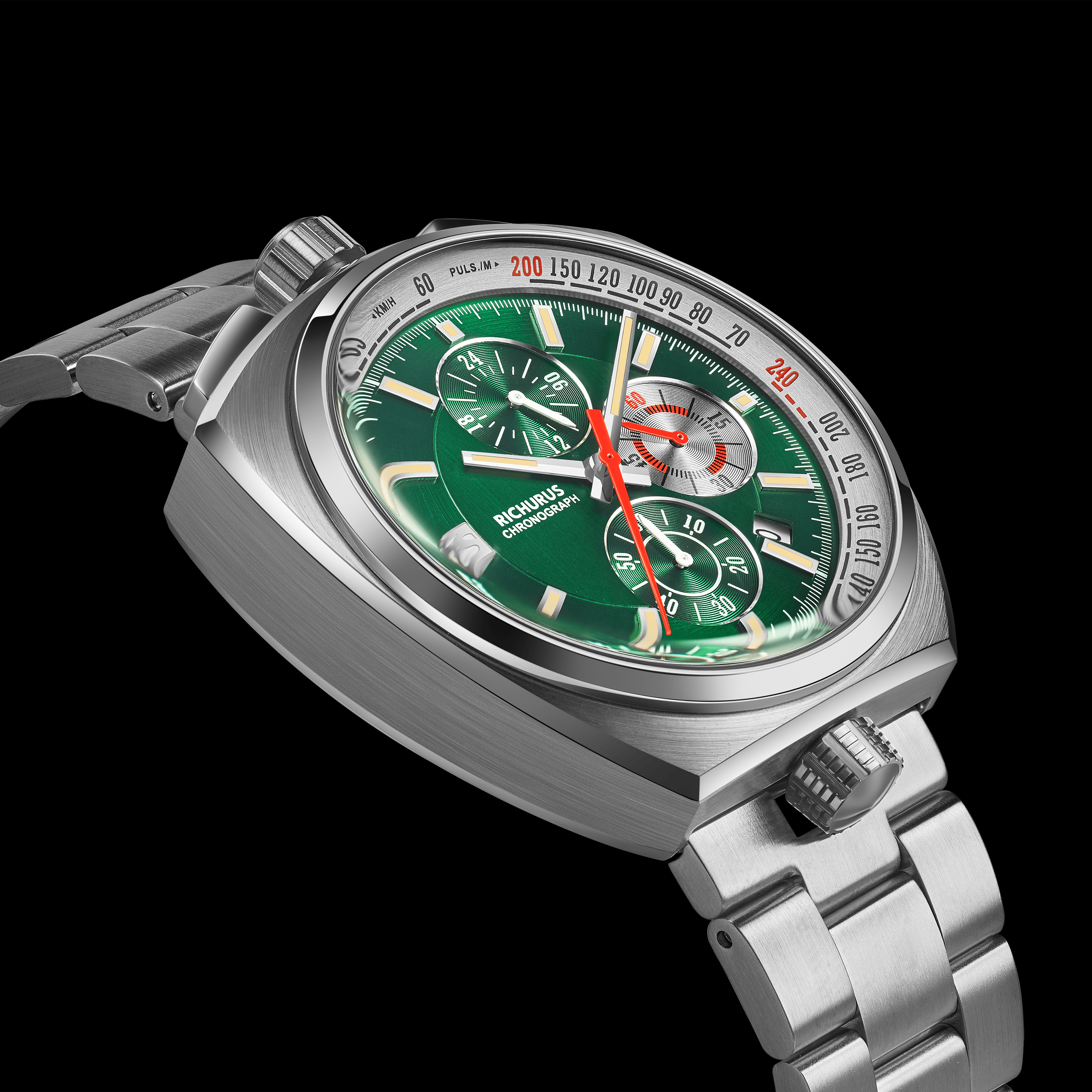 The Bullhead Chrono – Racing-Inspired Classic - Bracelet - Green - RICHURUS WATCHES