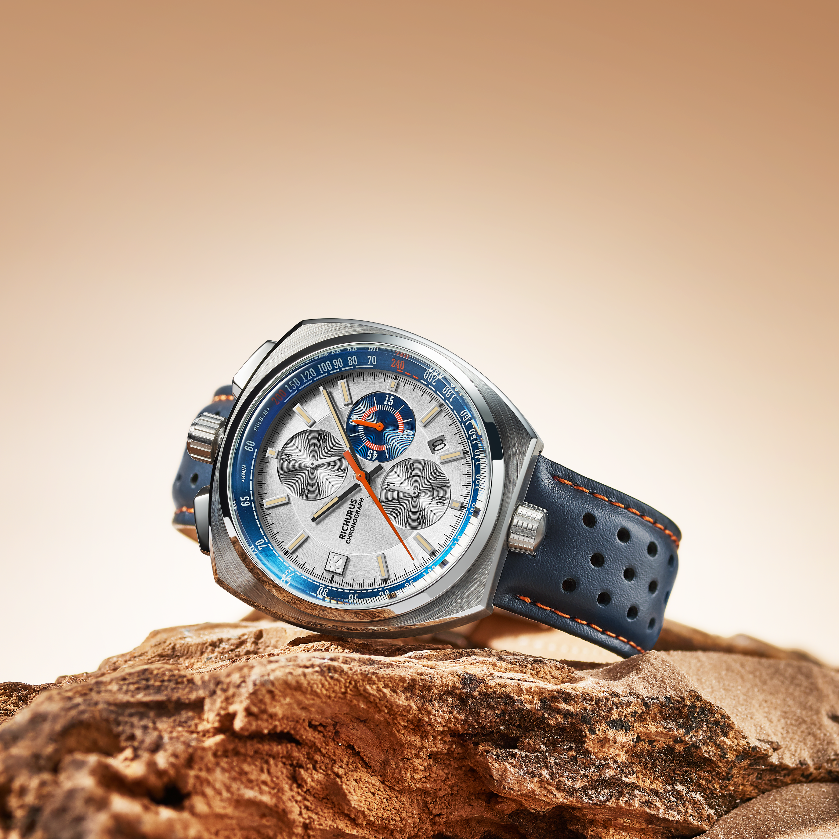 The Bullhead Chrono - Racing-Inspired Classic - Leather - Azure