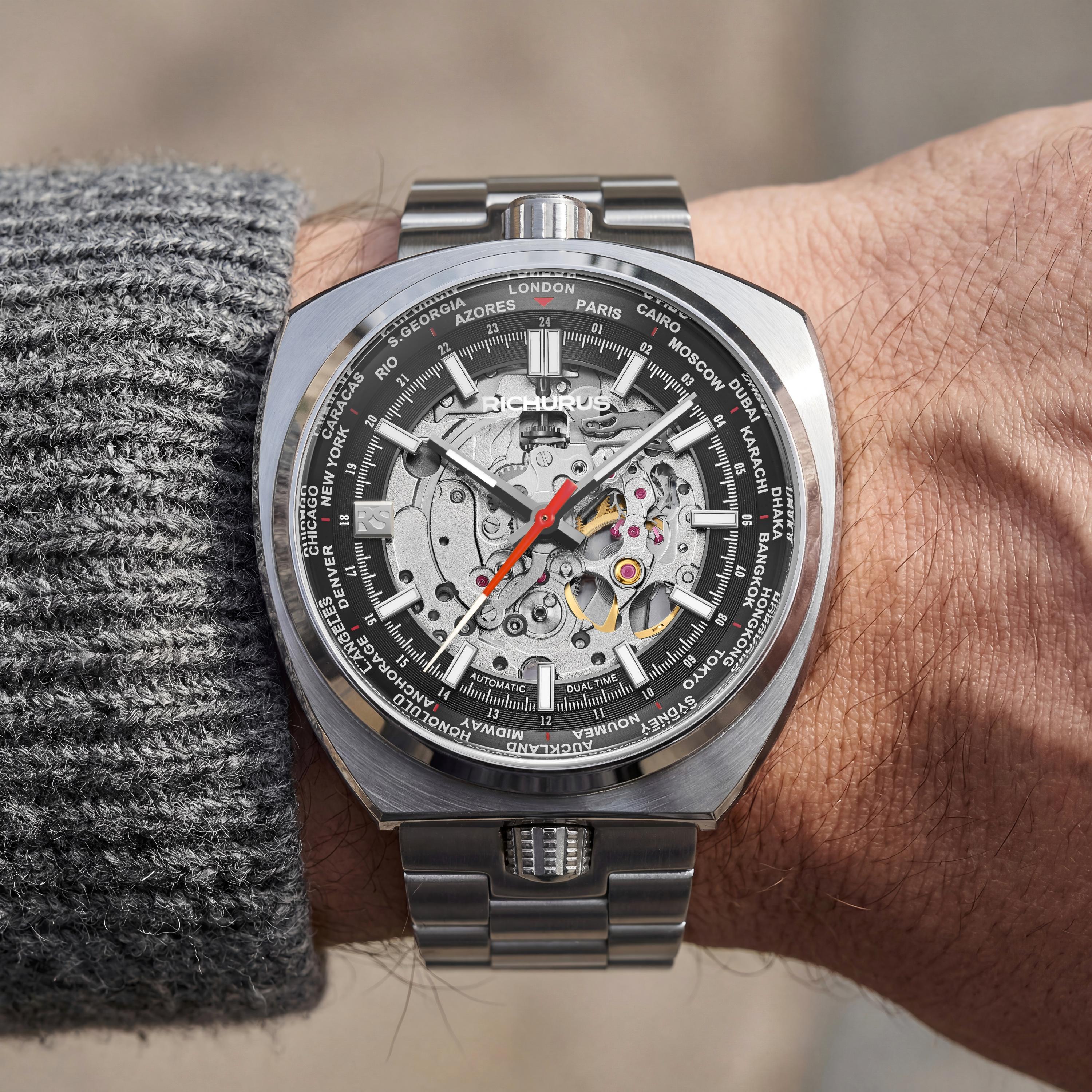 The Bullhead Automatic - Bracelet - Black