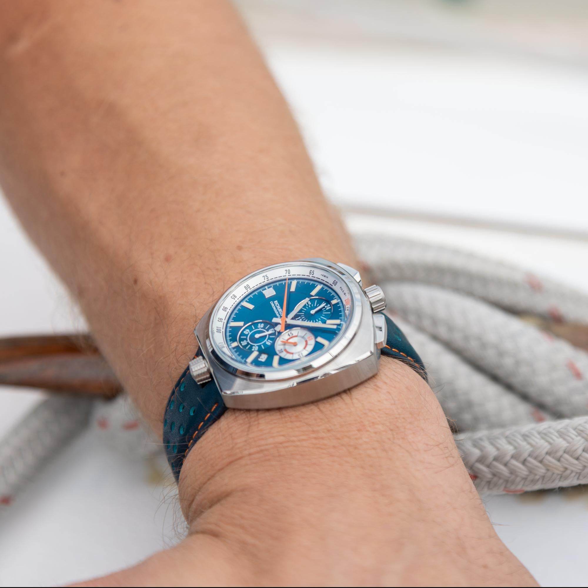 The Bullhead Chrono - Racing-Inspired Classic - Leather - Blue - RICHURUS WATCHES