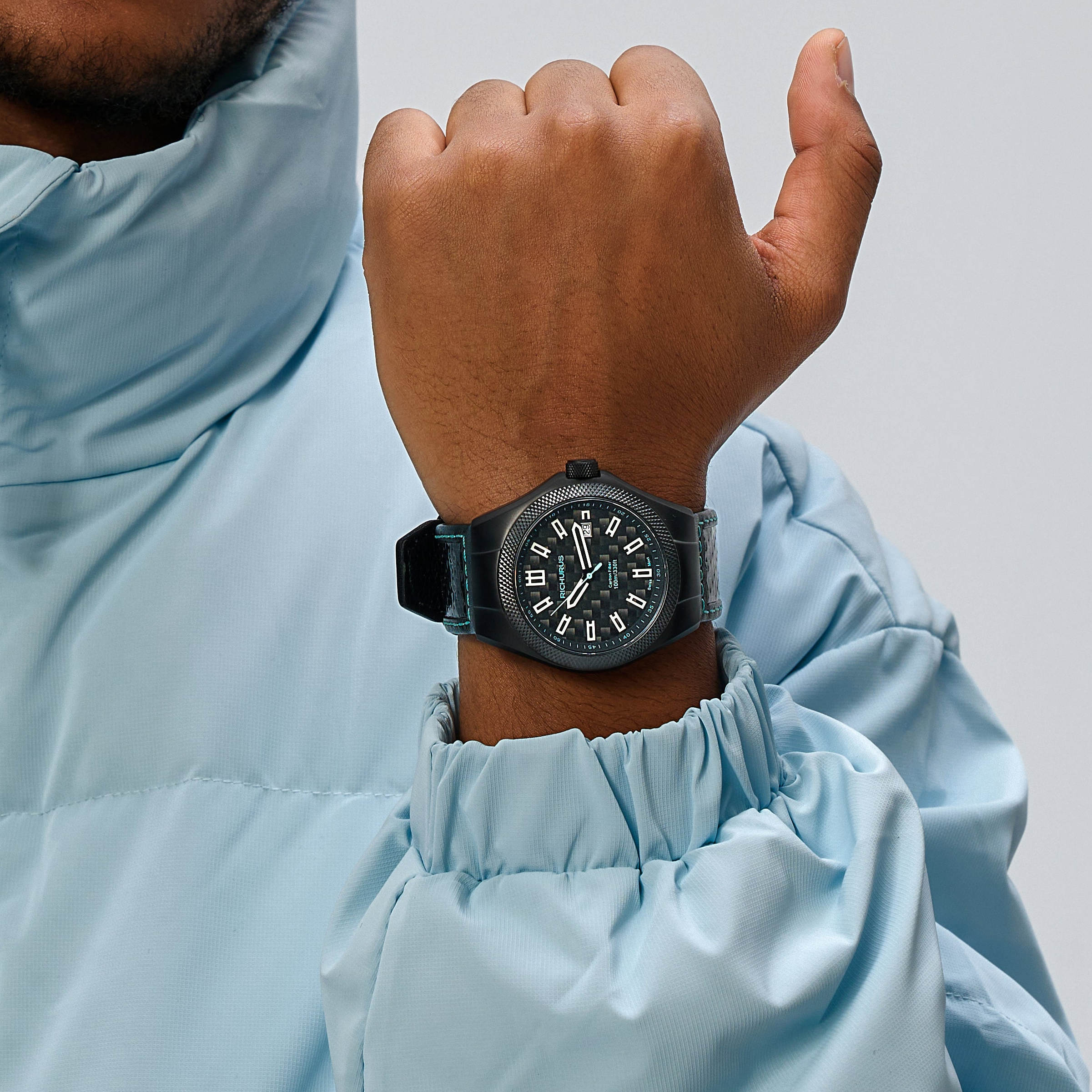 The LumiX – Super Luminous - Carbon Fiber – Leather – Black