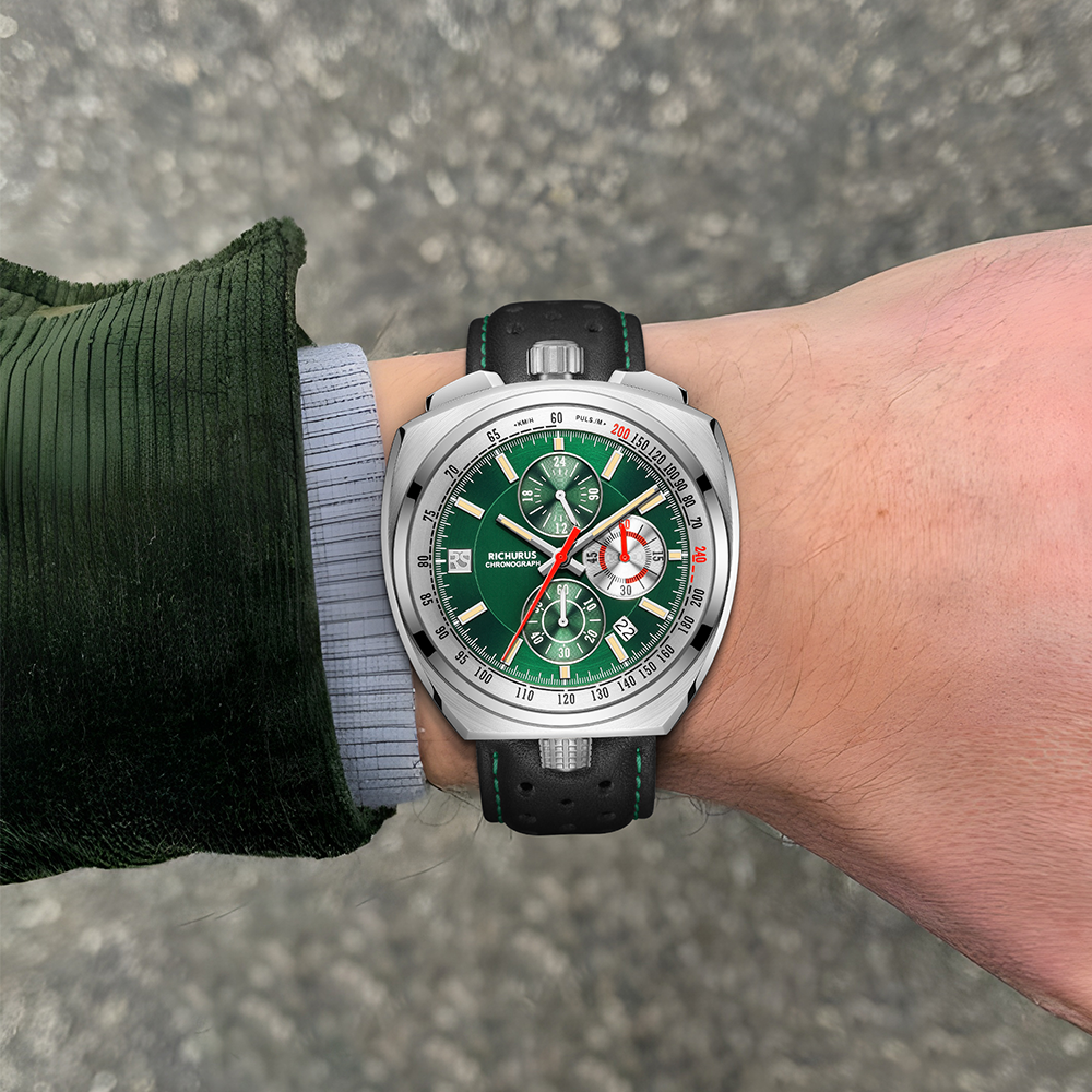 The Bullhead Chrono RS3 - Green - Racing-Inspired Classic