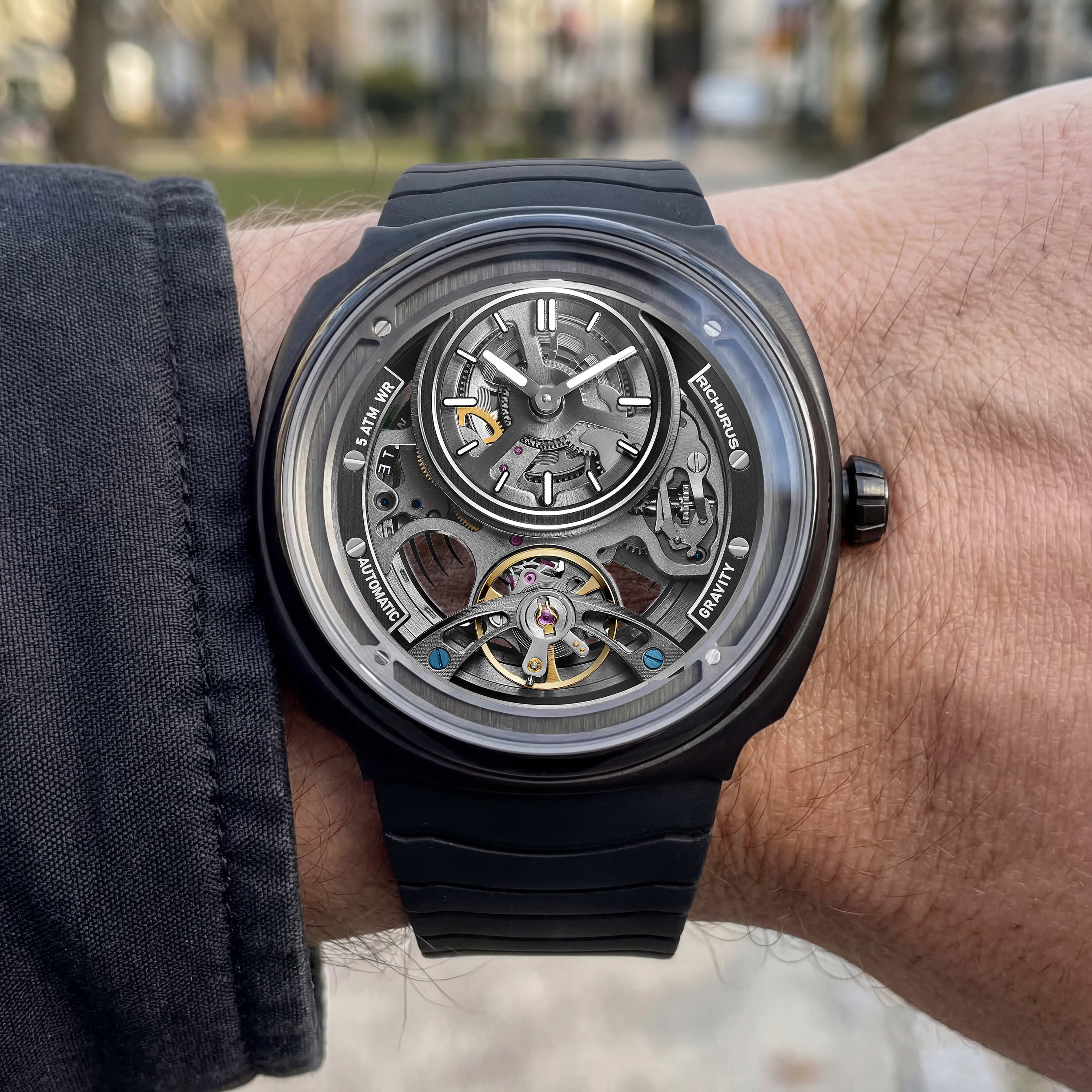 The Gravity Automatic - Black