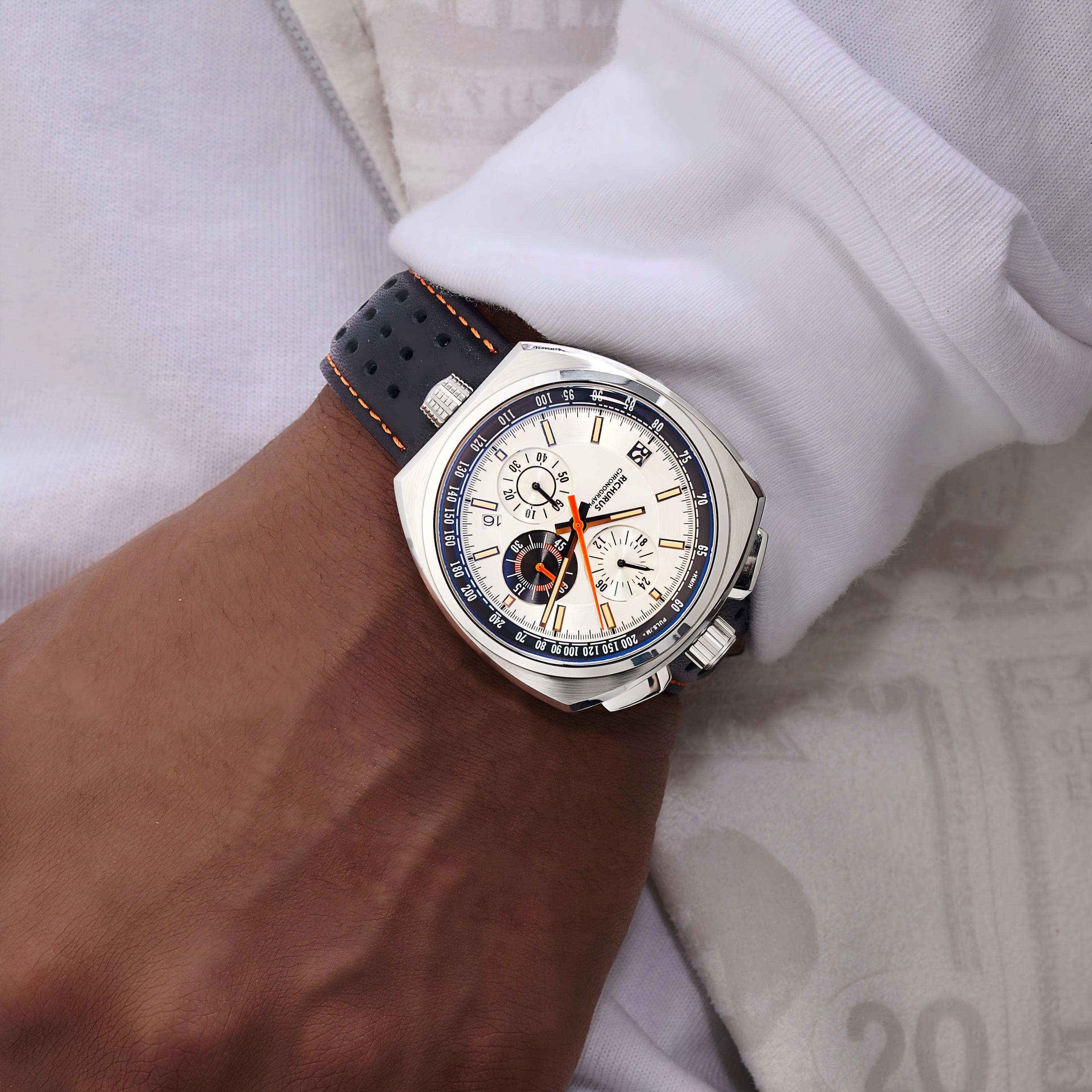 The Bullhead Chrono RS3 - Silver - Racing-Inspired Classic